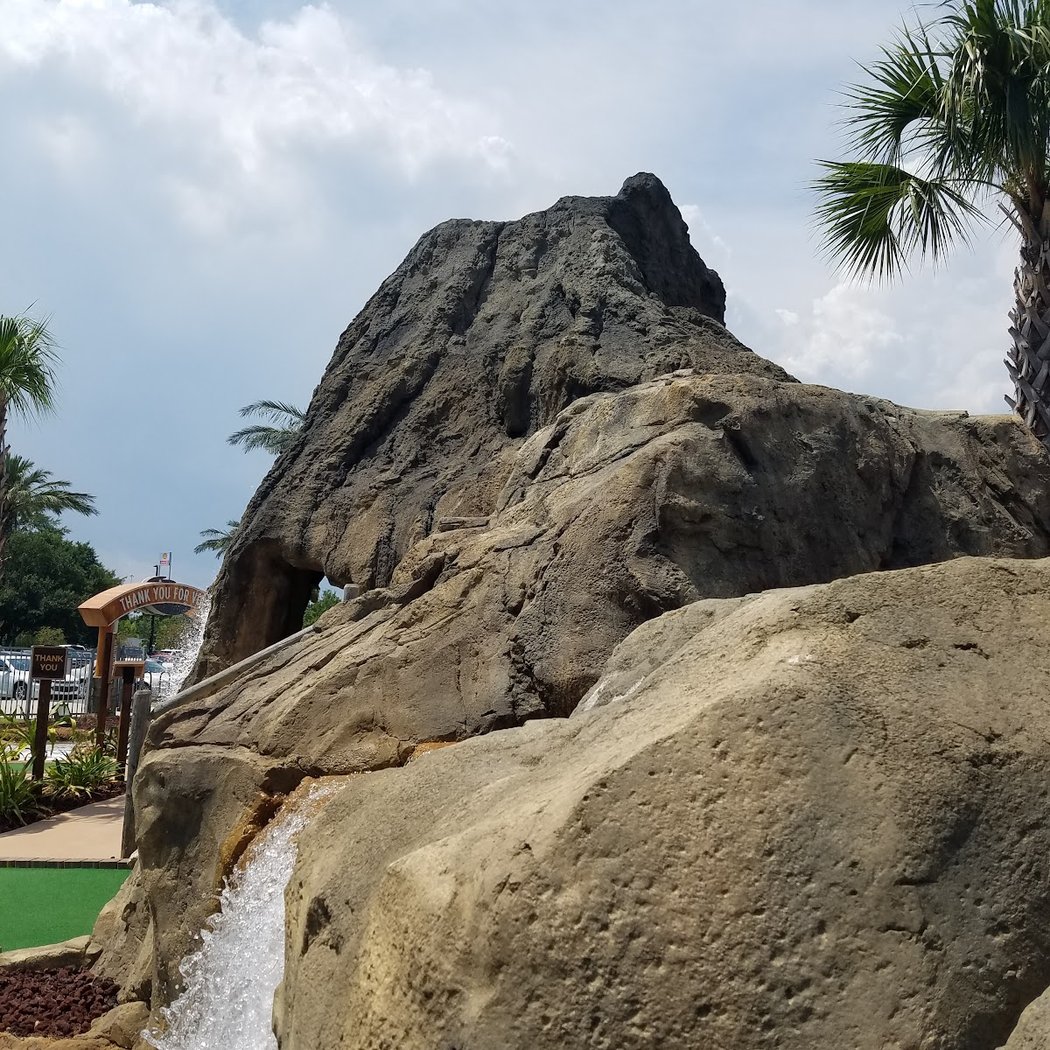 Lava Links Miniature Golf 2