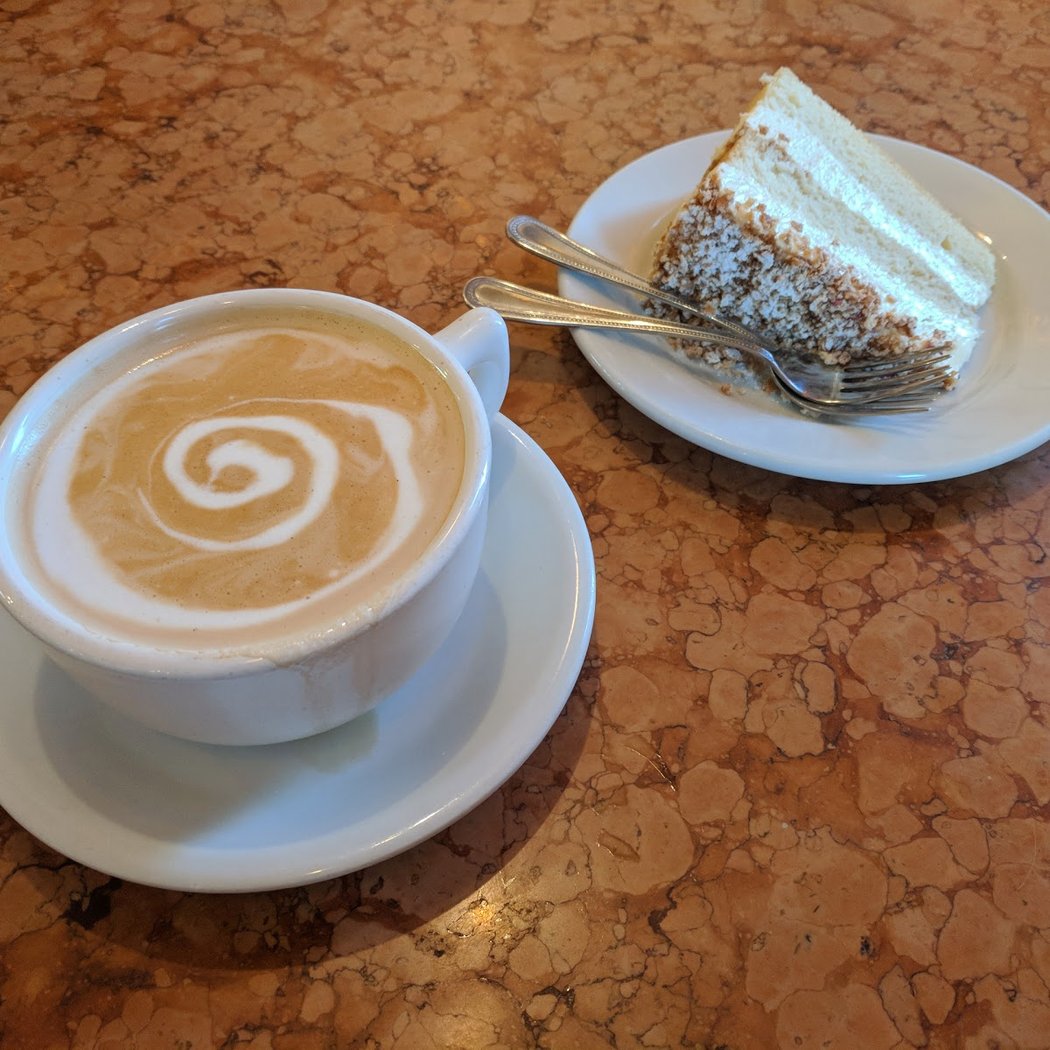 Crixa Cakes 2