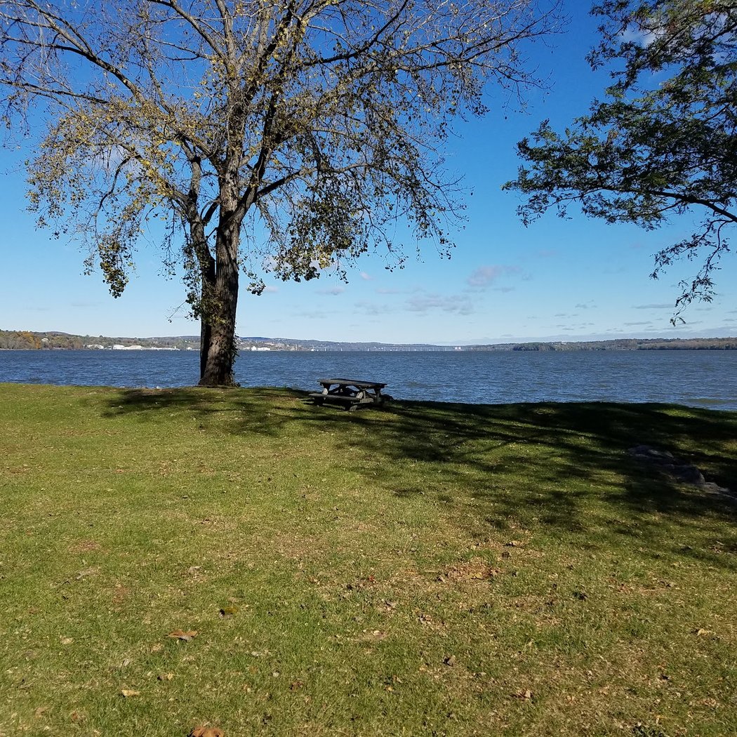 Donahue Memorial Park (PERMIT PARKING ONLY) 2
