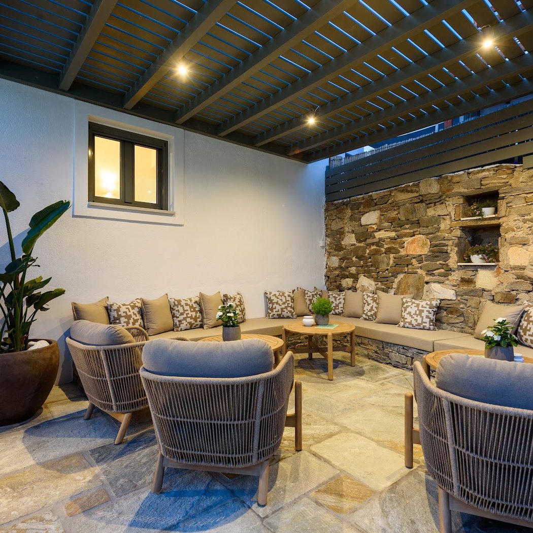Manos Hotel 3