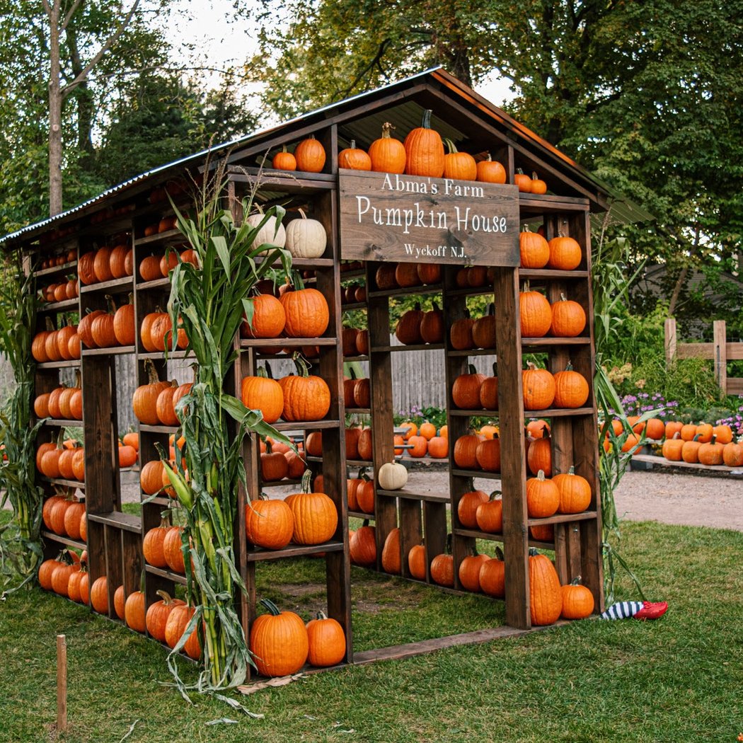 Abma's Farm Market, Greenhouse, and Barnyard Petting Zoo: Wyckoff, NJ 1