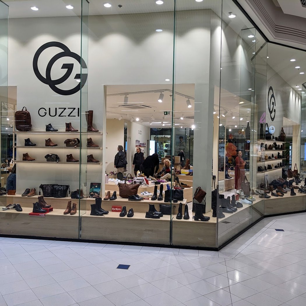 Guzzi Pôle Sud - Magasin de Chaussures à Basse Goulaine 1