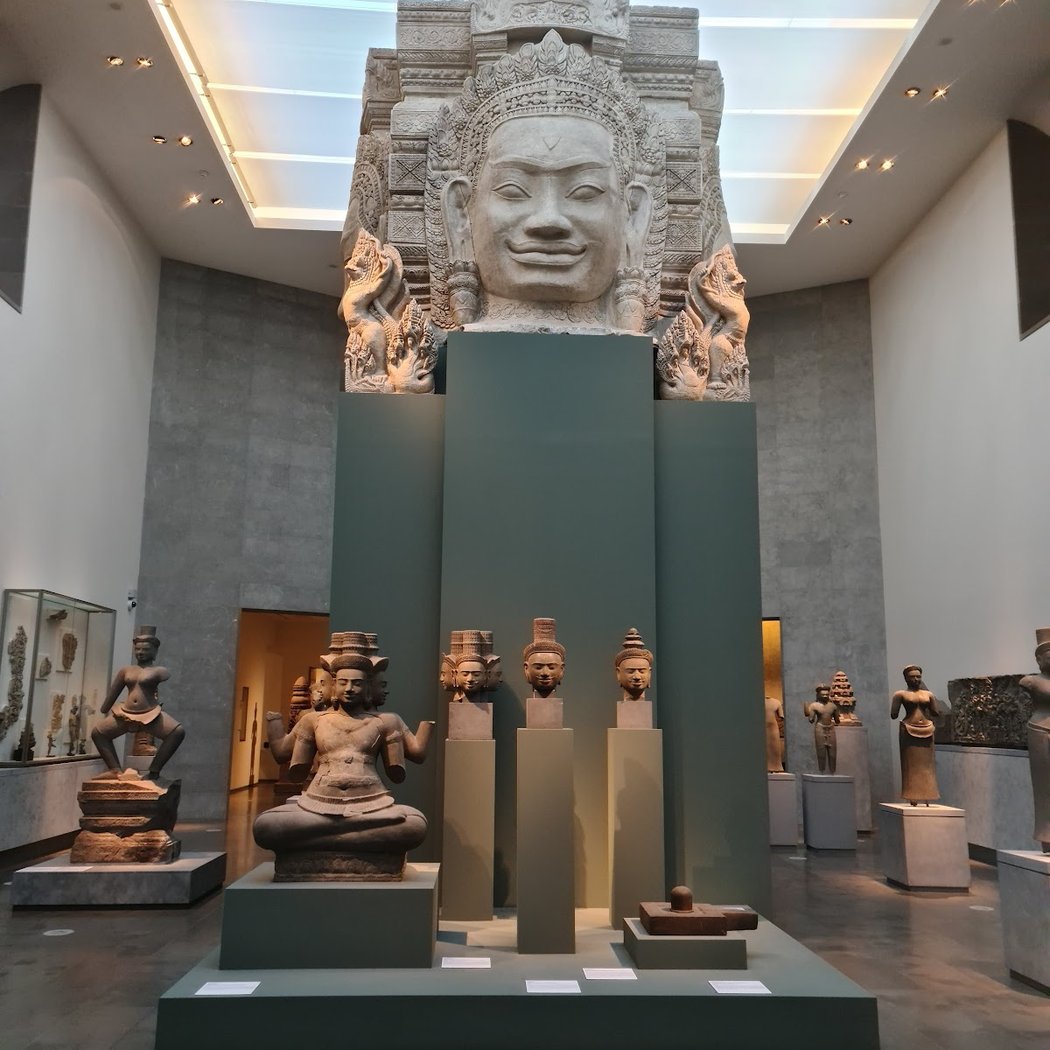 Découverte de l'exposition « Bronzes royaux d’Angkor » 1