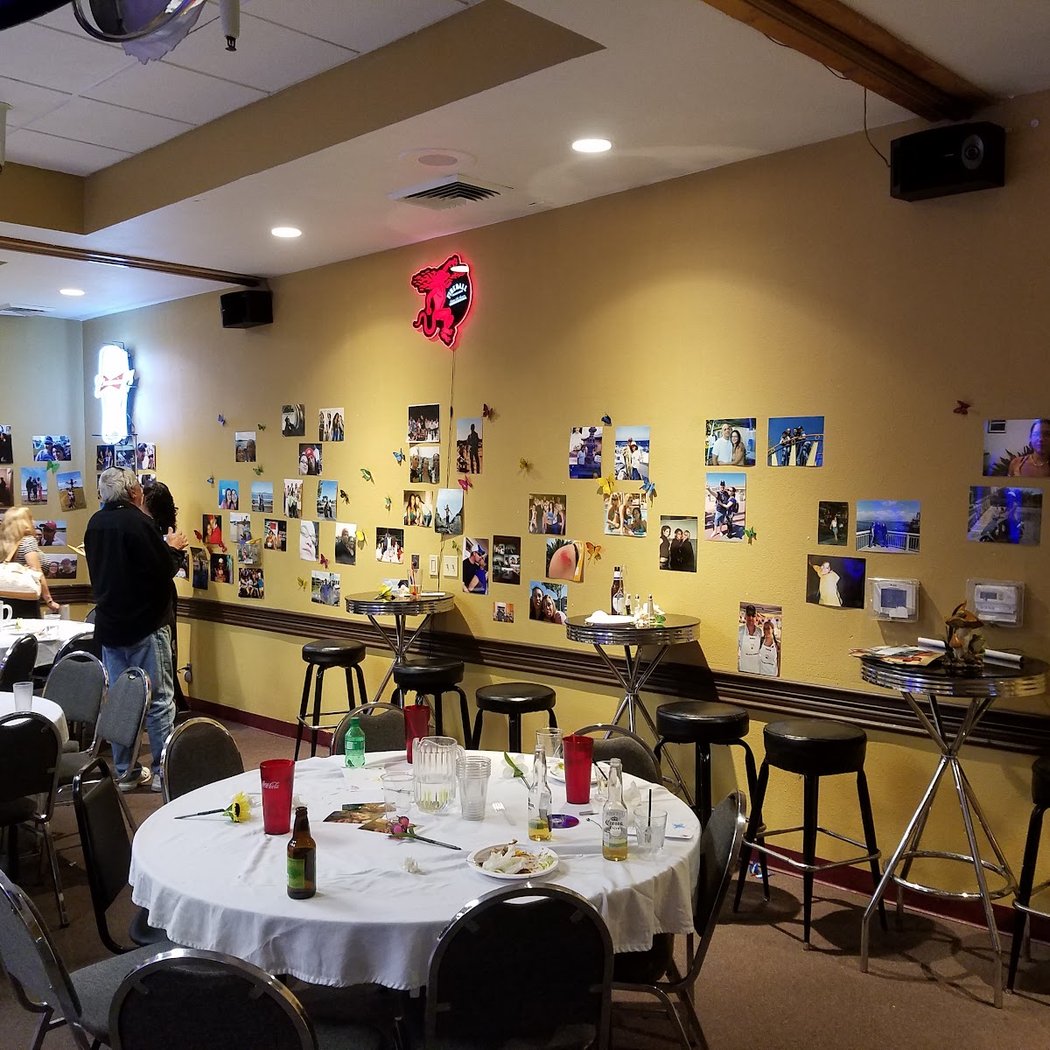 Hide-A-Way Lounge & Grill 2