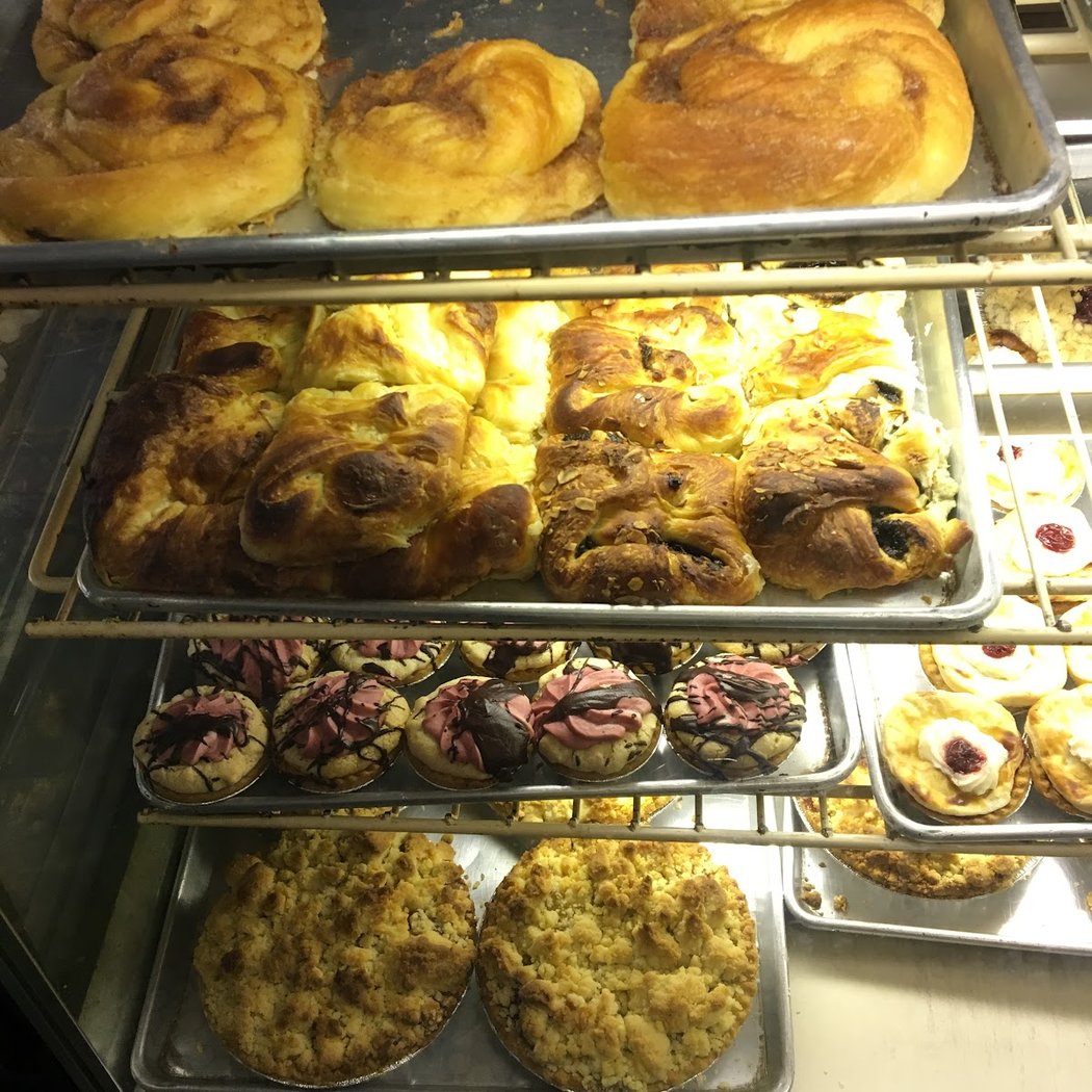 Glaser's Bake Shop 3