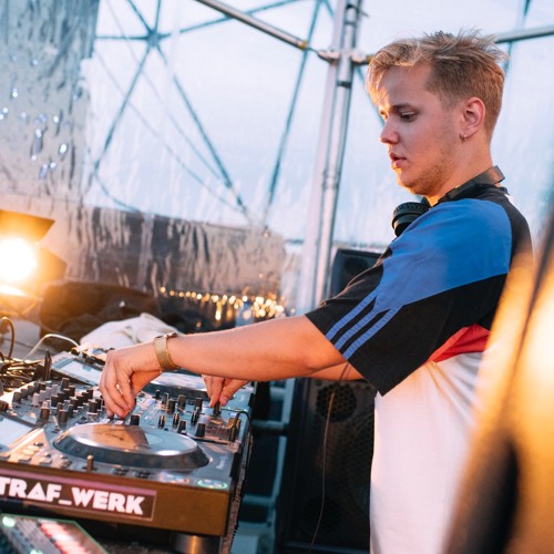 Luuk Van Dijk & Stetra 3