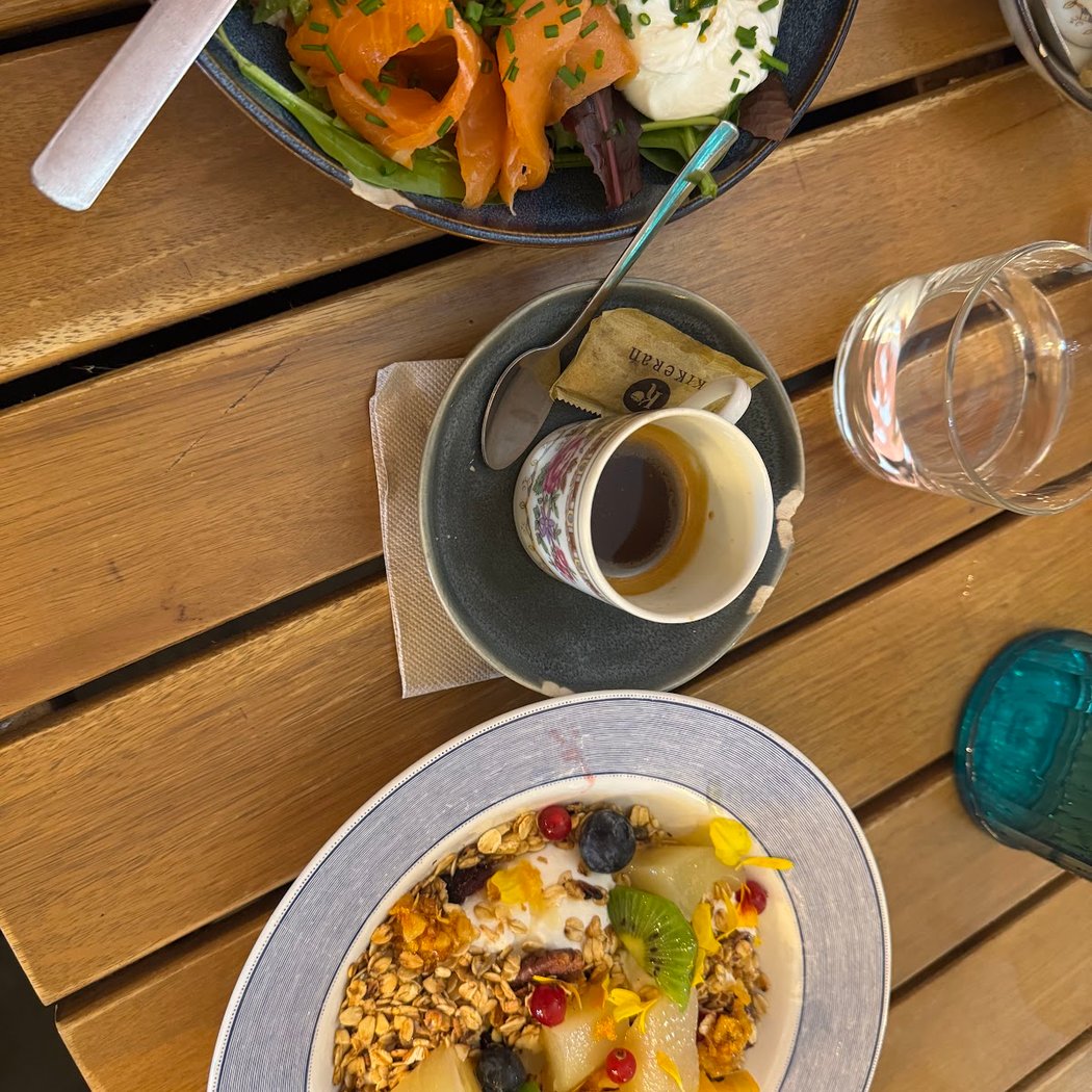 Nomad brunch bar 4