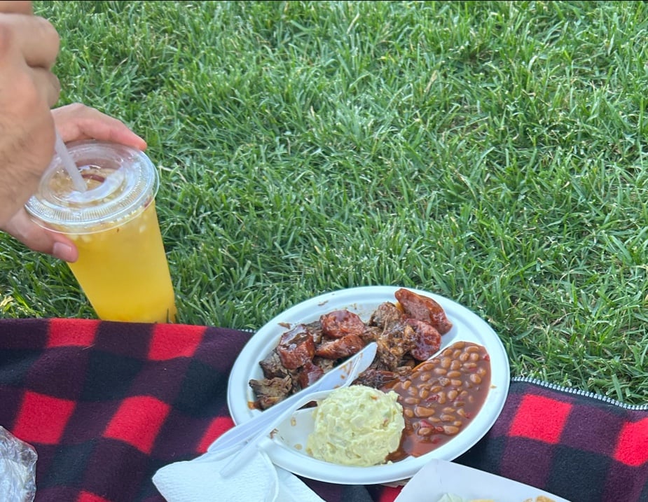 Chilly Willy's Smokehouse BBQ 2
