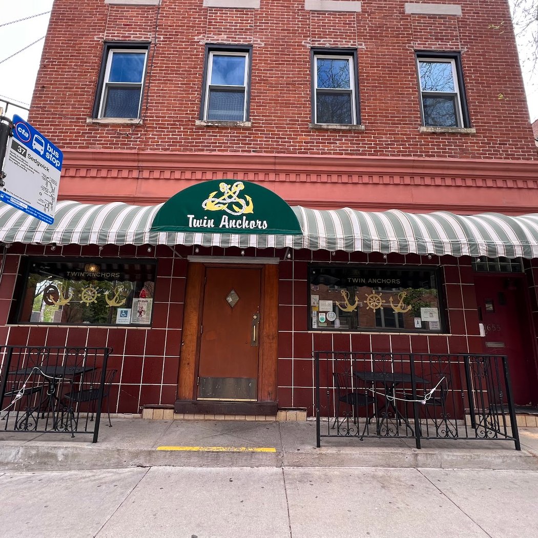 Twin Anchors Restaurant & Tavern 2
