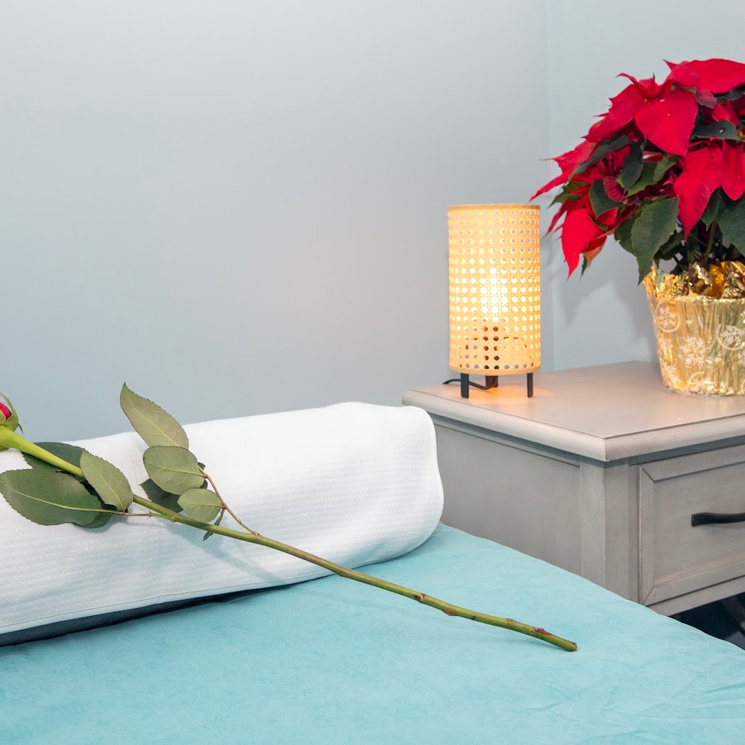 Crystal Massage & Head Spa 2