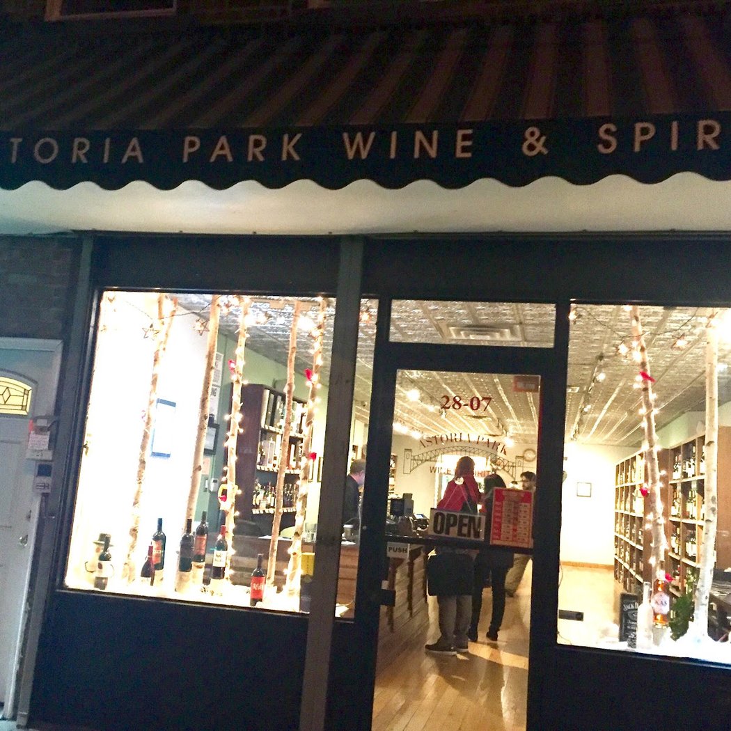 Astoria Park Wine & Spirits 2