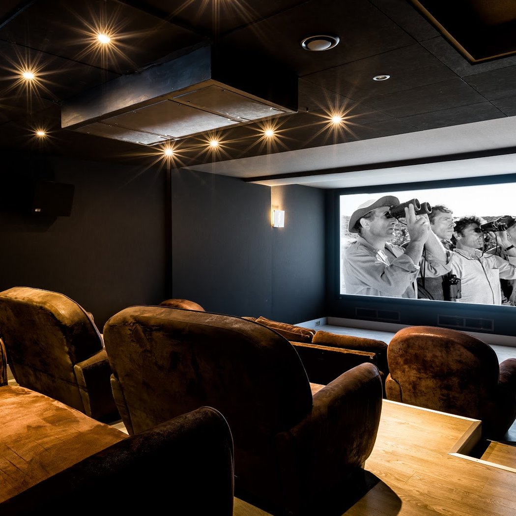 Club 13 Projection 1