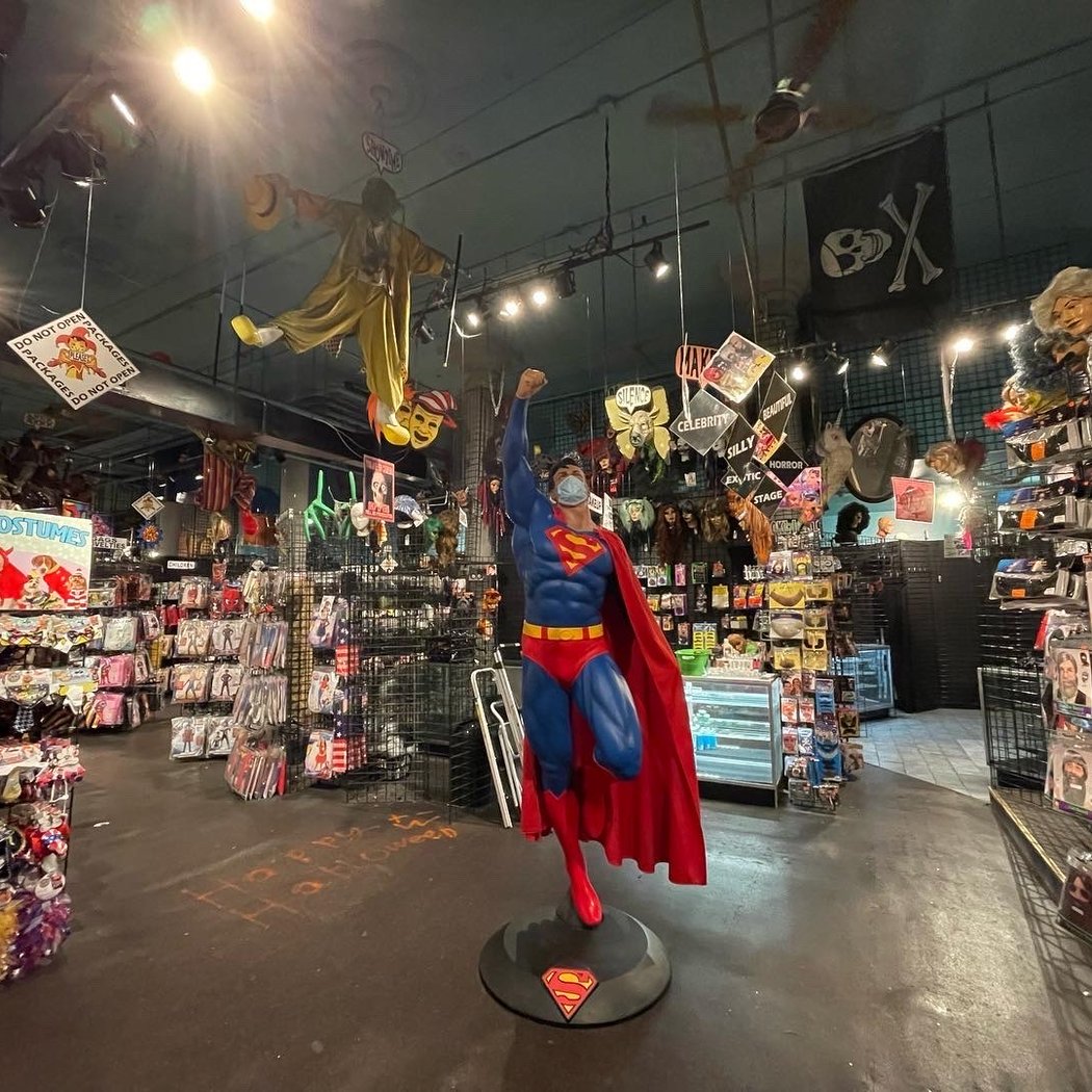 Halloween Adventure Shop 3