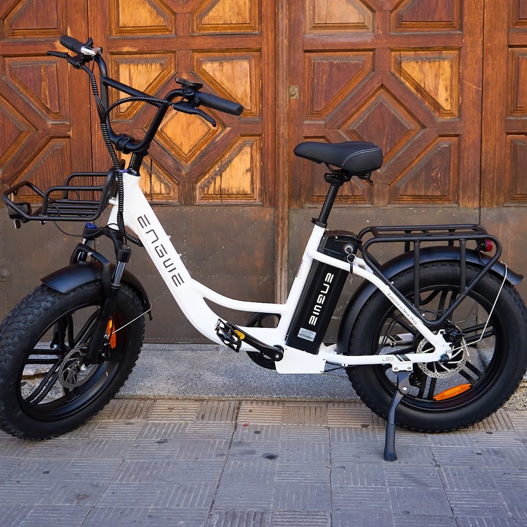 Guerrero Electric Triana | Tienda y taller de patinetes eléctricos y bicicletas en Sevilla| Punto BMK 1