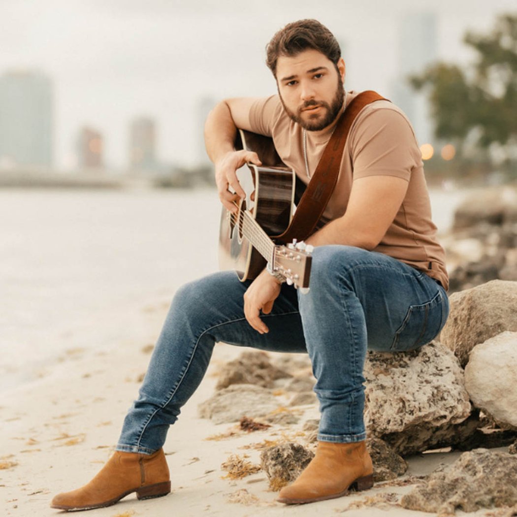 Orlando Mendez 1
