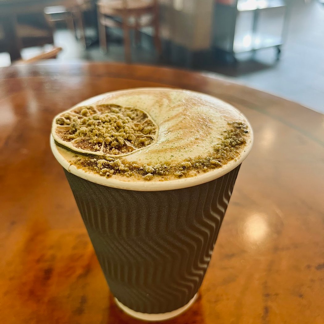 Alushe coffee bar 1