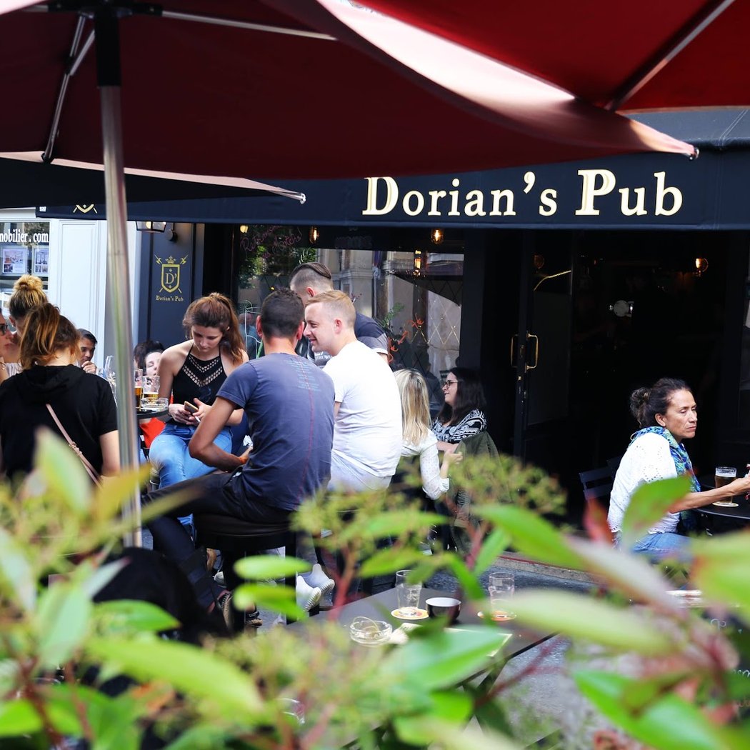 Dorian's pub 3