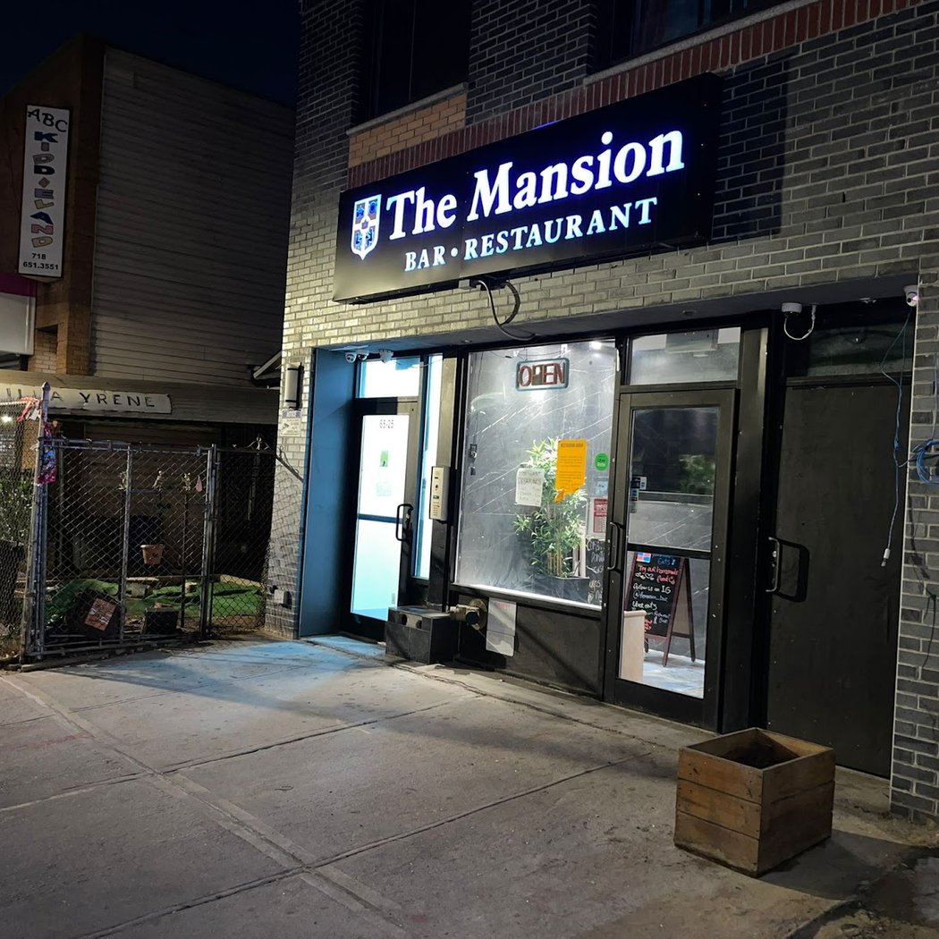 The Mansion Restaurant & Bar 3