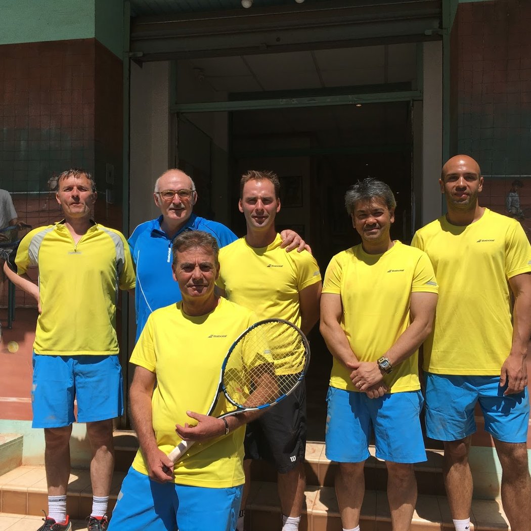Cours de tennis collectifs adultes et enfants 2