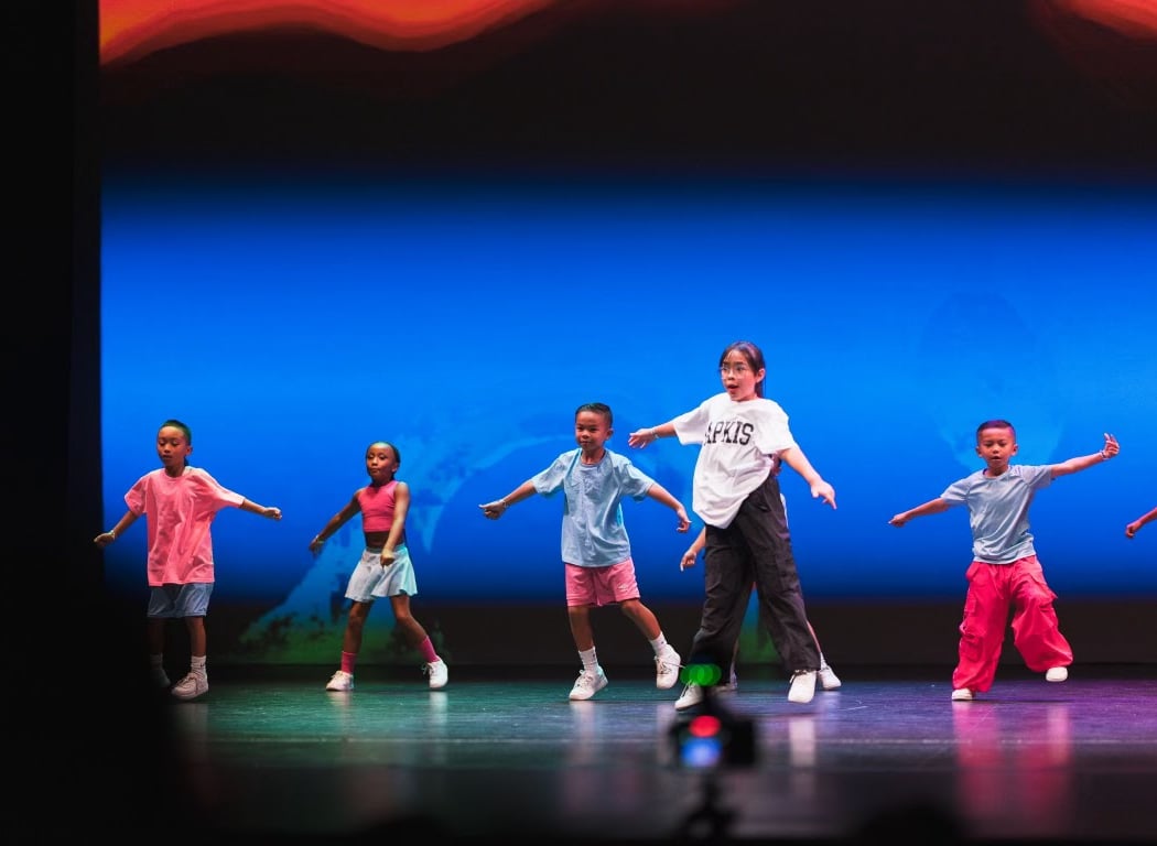 Chapkis Dance 3
