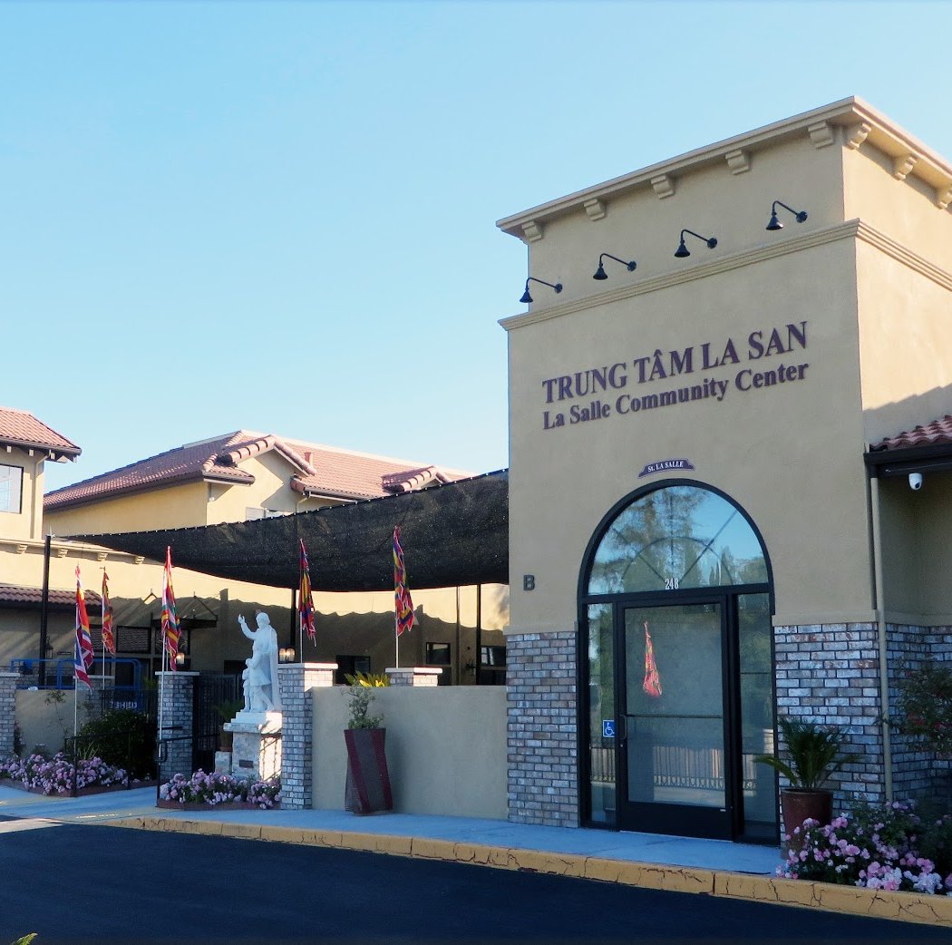 Trung Tam La San - La Salle Community Center 1