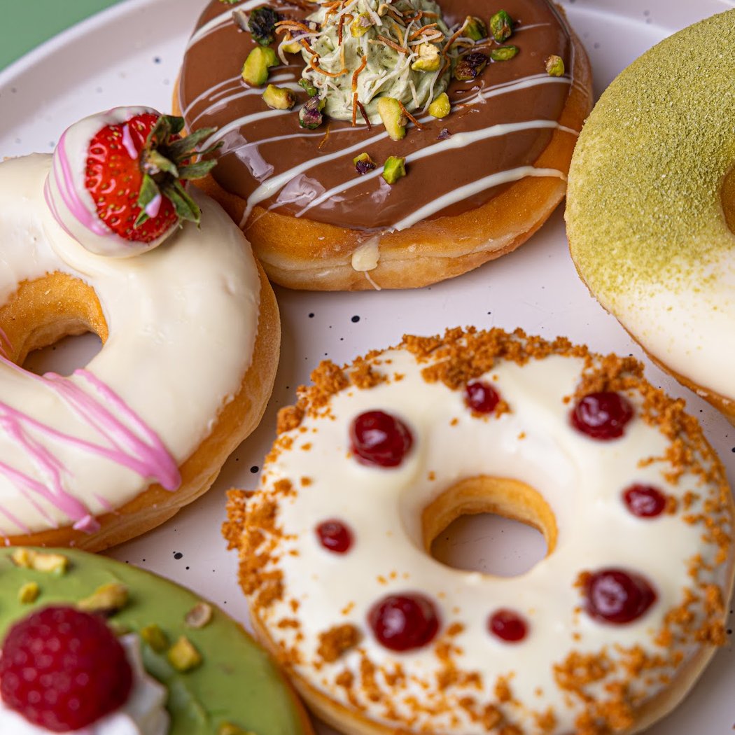 Moonbo Clermont | Donuts, Coffee & Bubble Tea 1