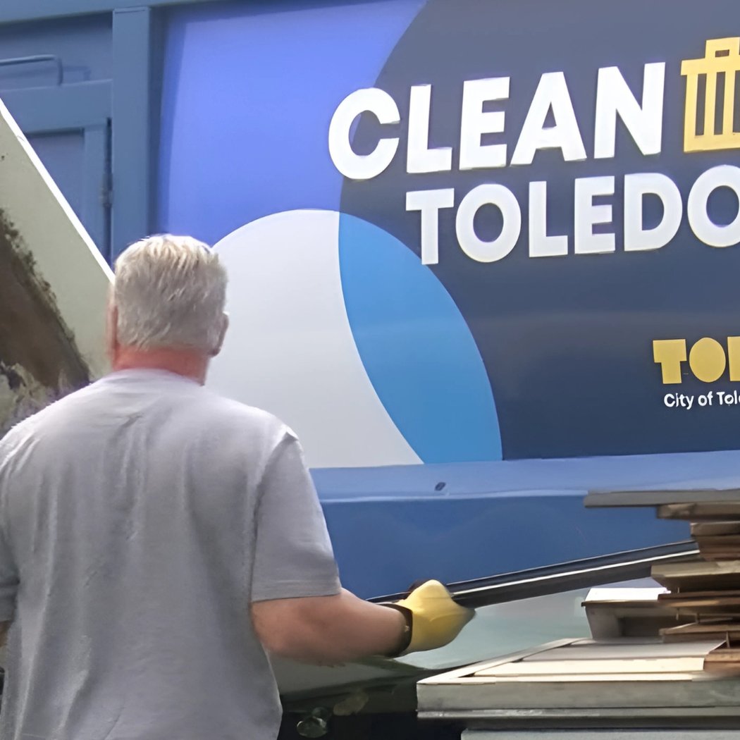Clean Toledo Recycling Event 2