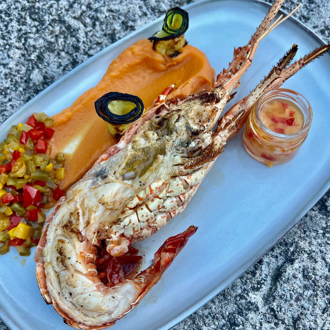 LES CHATELMINÉS RESTAURANT & KOTA-GRILL 1