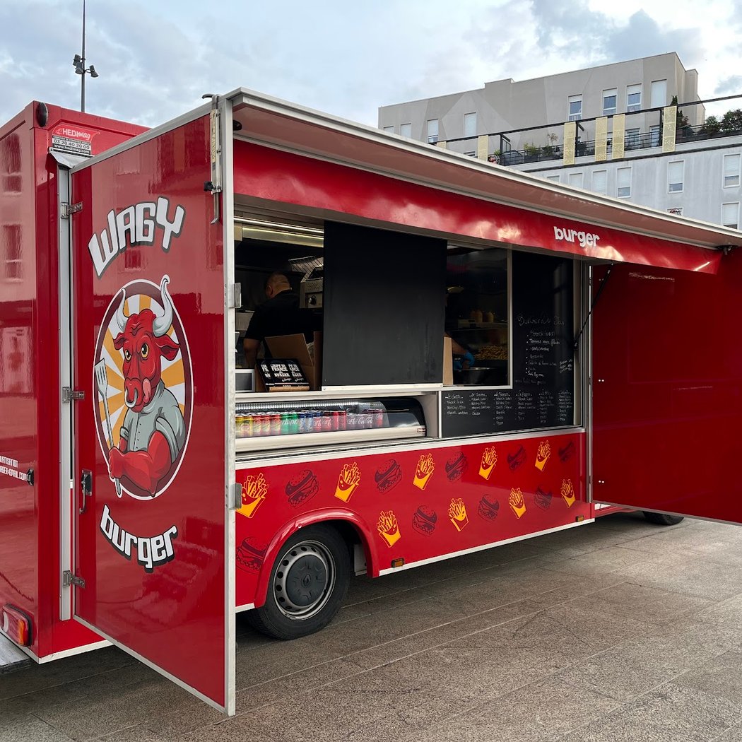 Wagy Burgers food truck 1