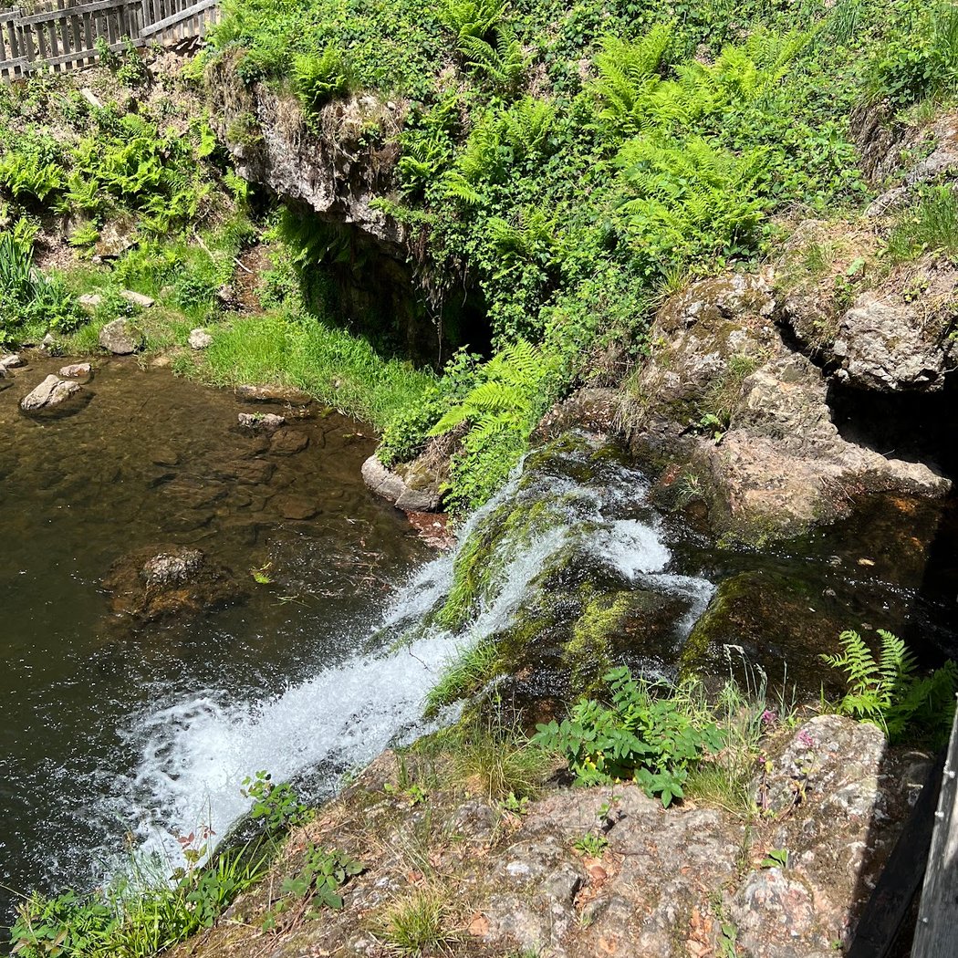 Cascade Du Gué Du Saut 3