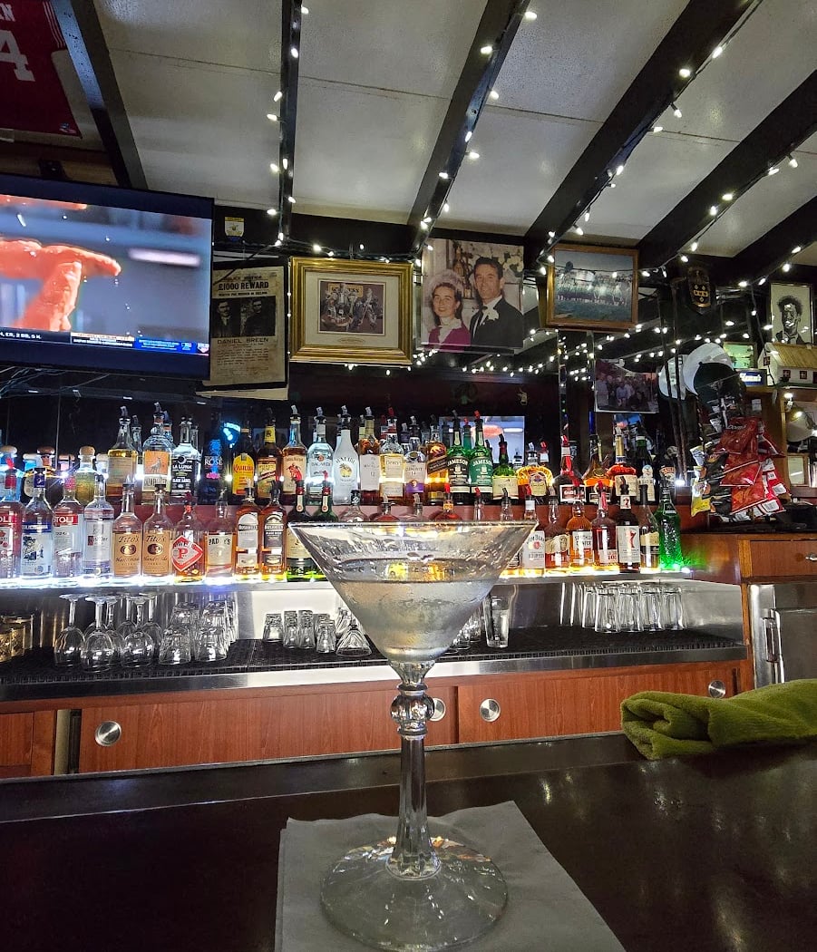 Behan's An Irish Pub 3