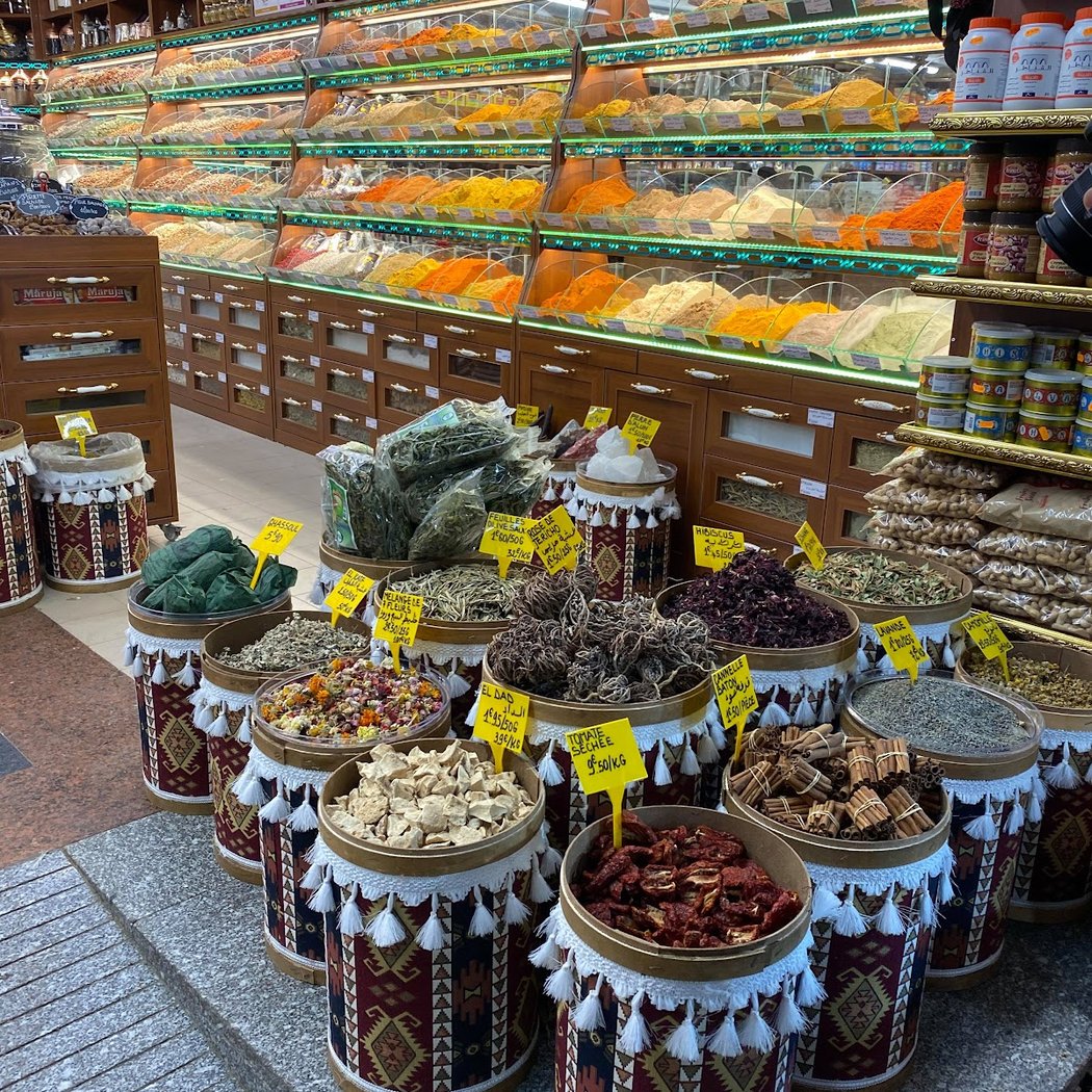 Épices / fruits secs - SM Oriental Market 1