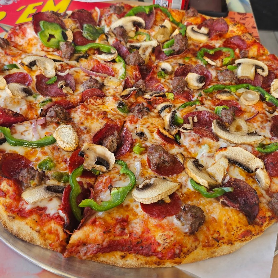 Golden Edge Pizza 1