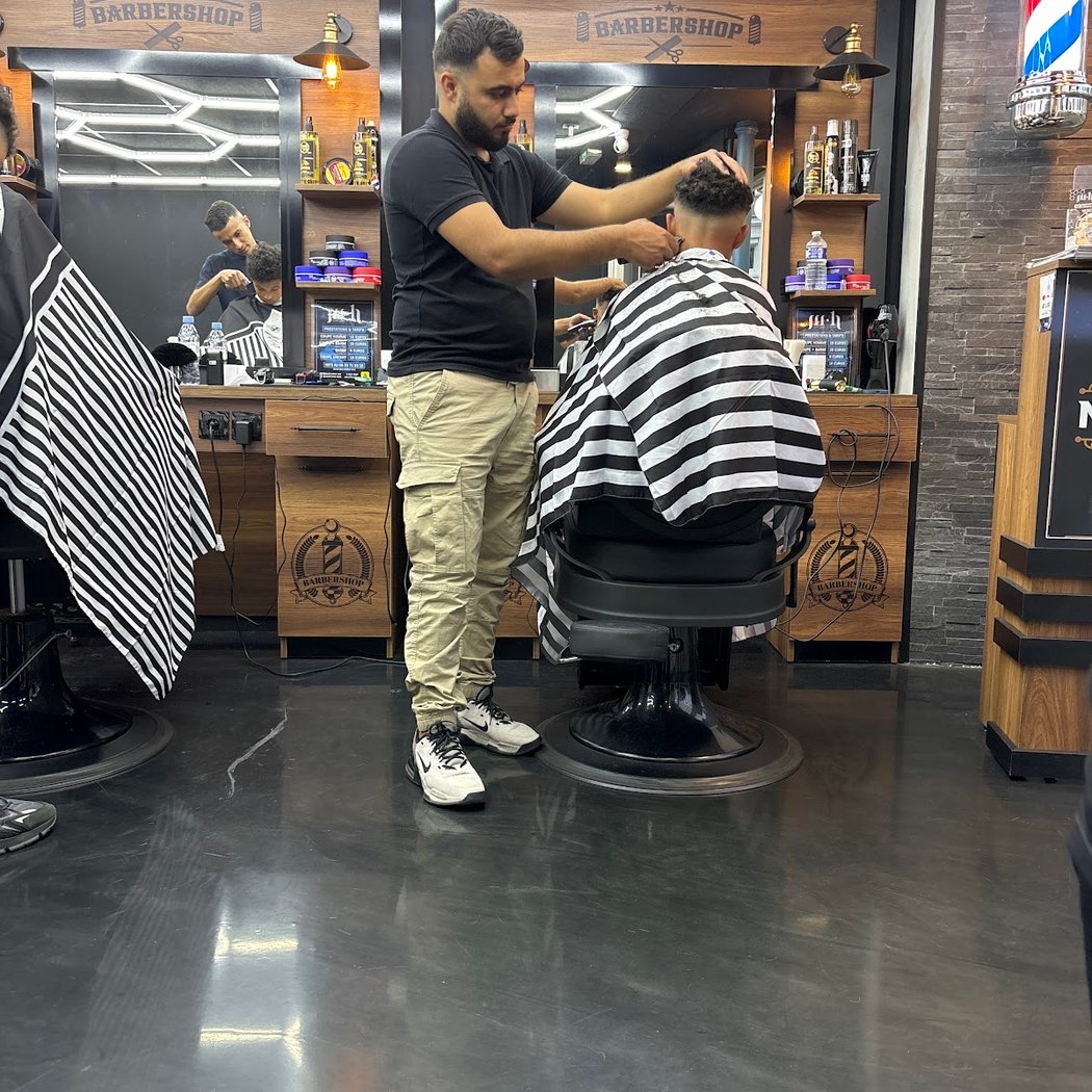 MH COIFFURE&BARBER 1