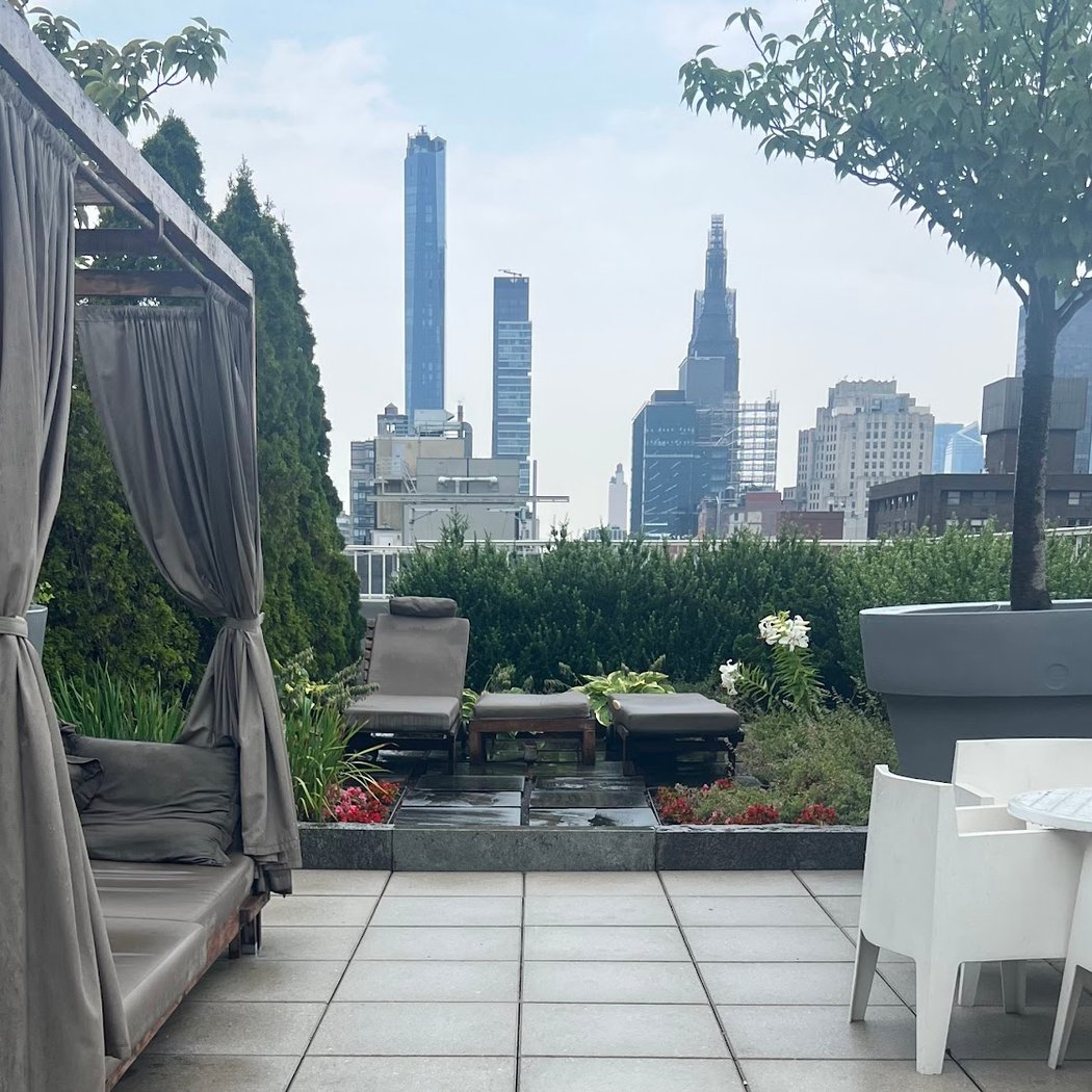 Gramercy Starck 1