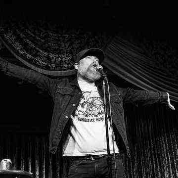 Kyle Kinane 1