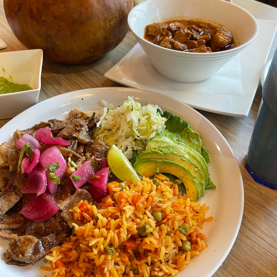Los Yucatecos Restaurant 1