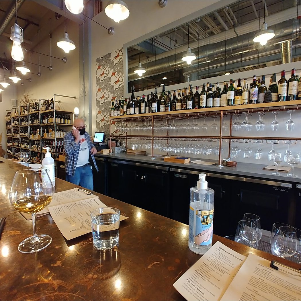 Blind Tasting Workshop: Let's Talk About Structure 1