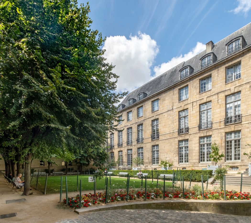 Jardin de l'hotel de Lamoignon 1