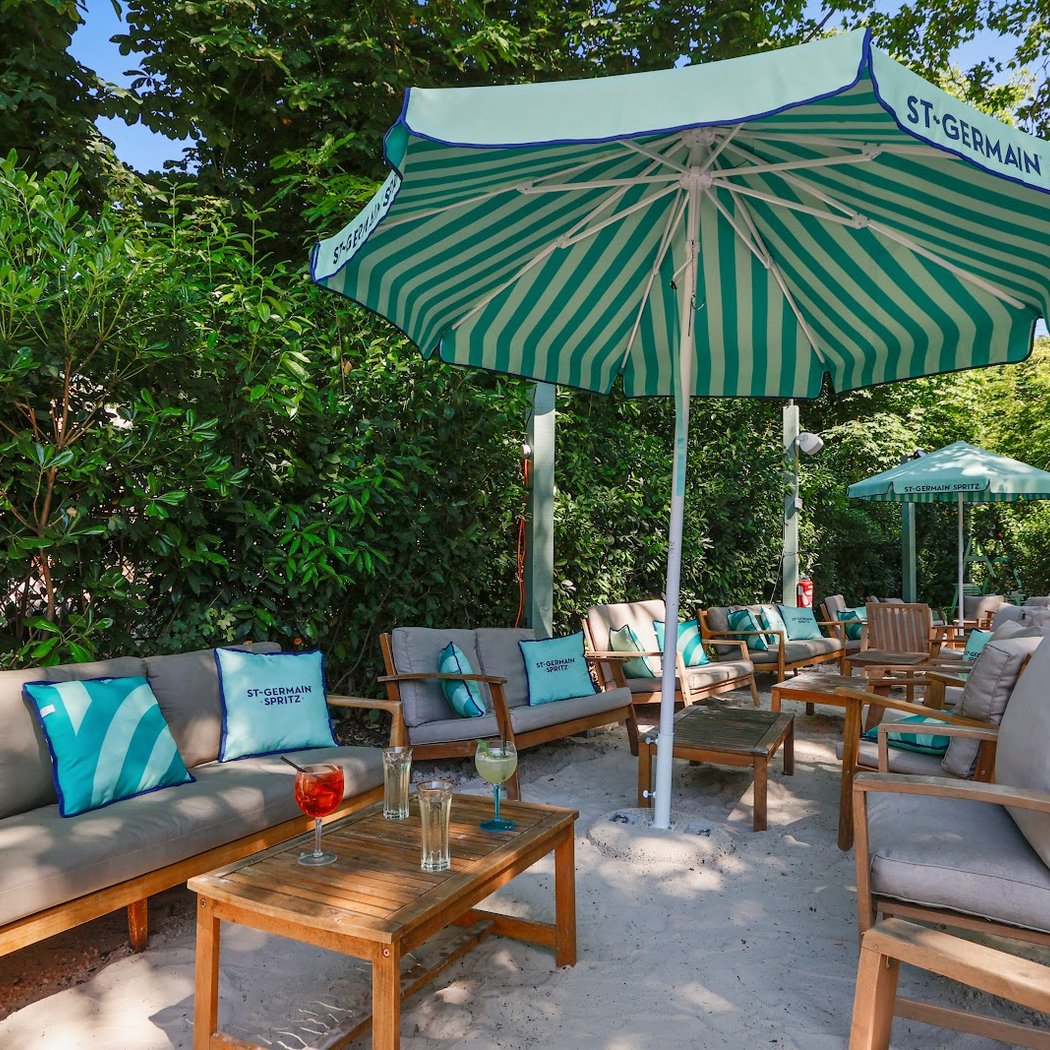 La Beach Paris Restaurant & plage privée à Paris 4