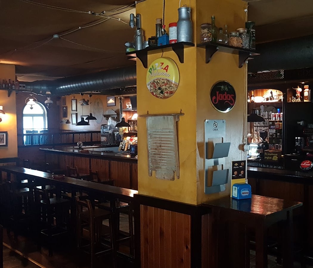 Pub THE CORNER HOUSE 2