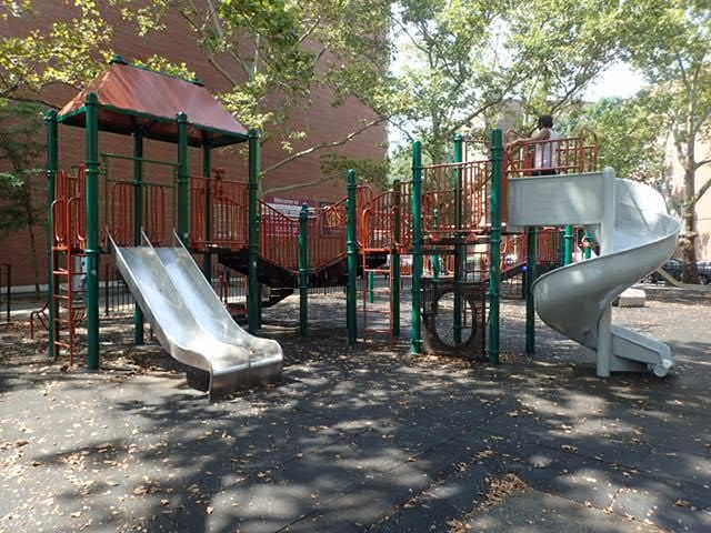 Dr. Green Playground 1