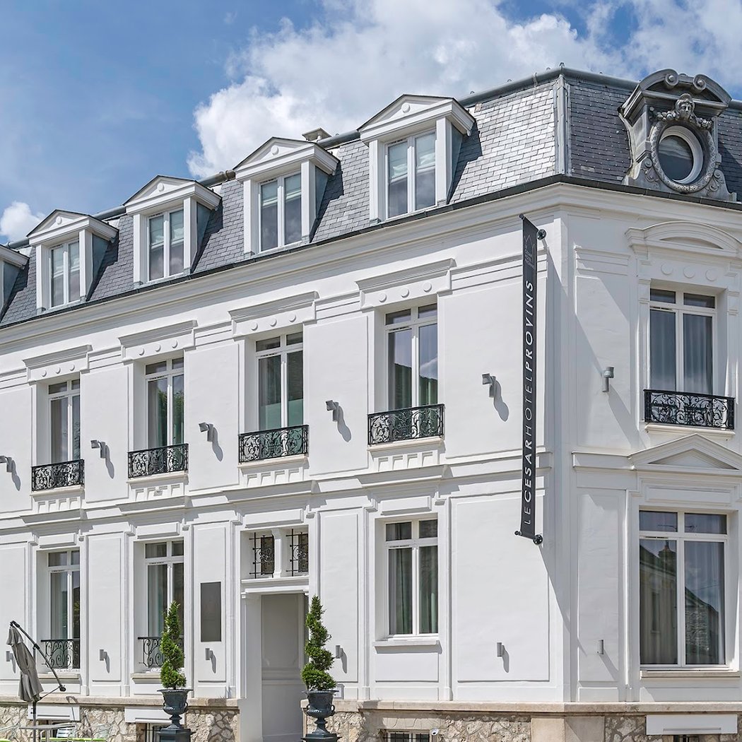 Le Cesar Hotel 1