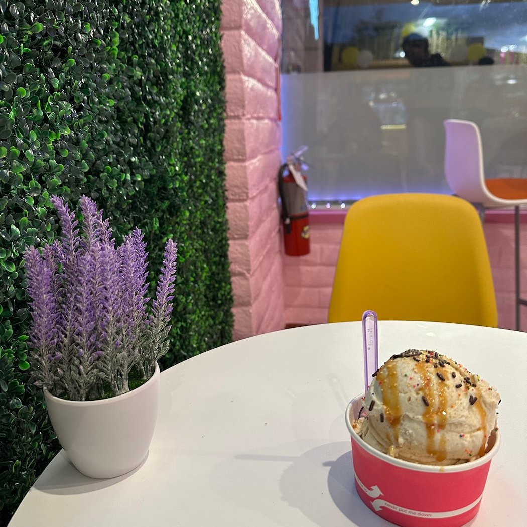 Cup n’ Cone 1
