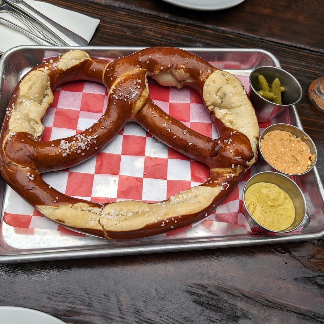 Pilsener Haus & Biergarten 5