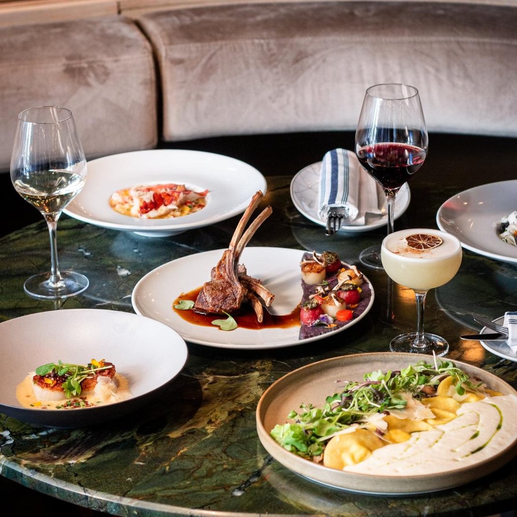 Le Boulevardier Restaurant 1