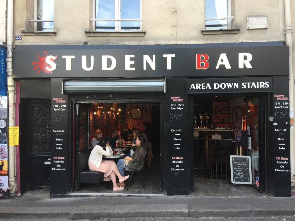 Student bar 2