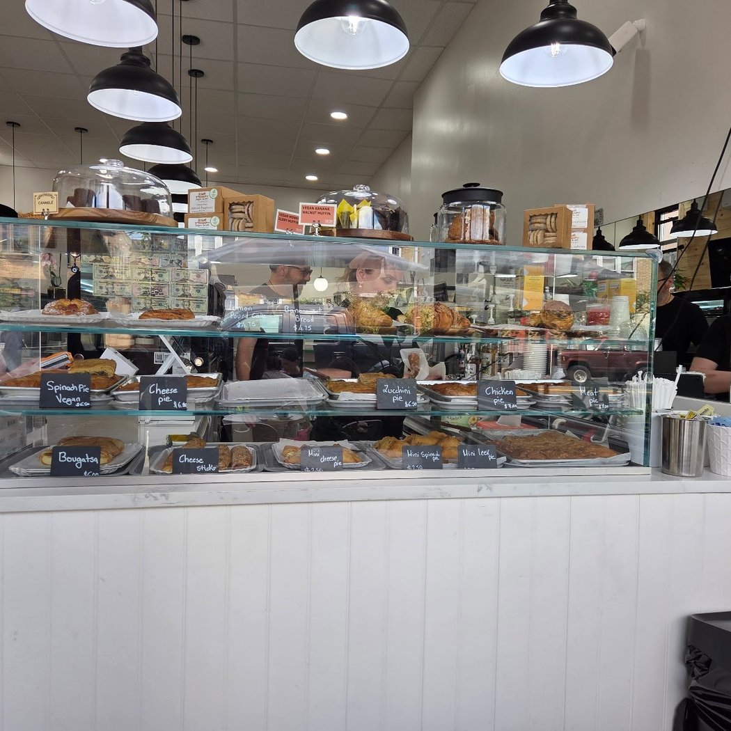 Meri's Bakeshop Cafe 3