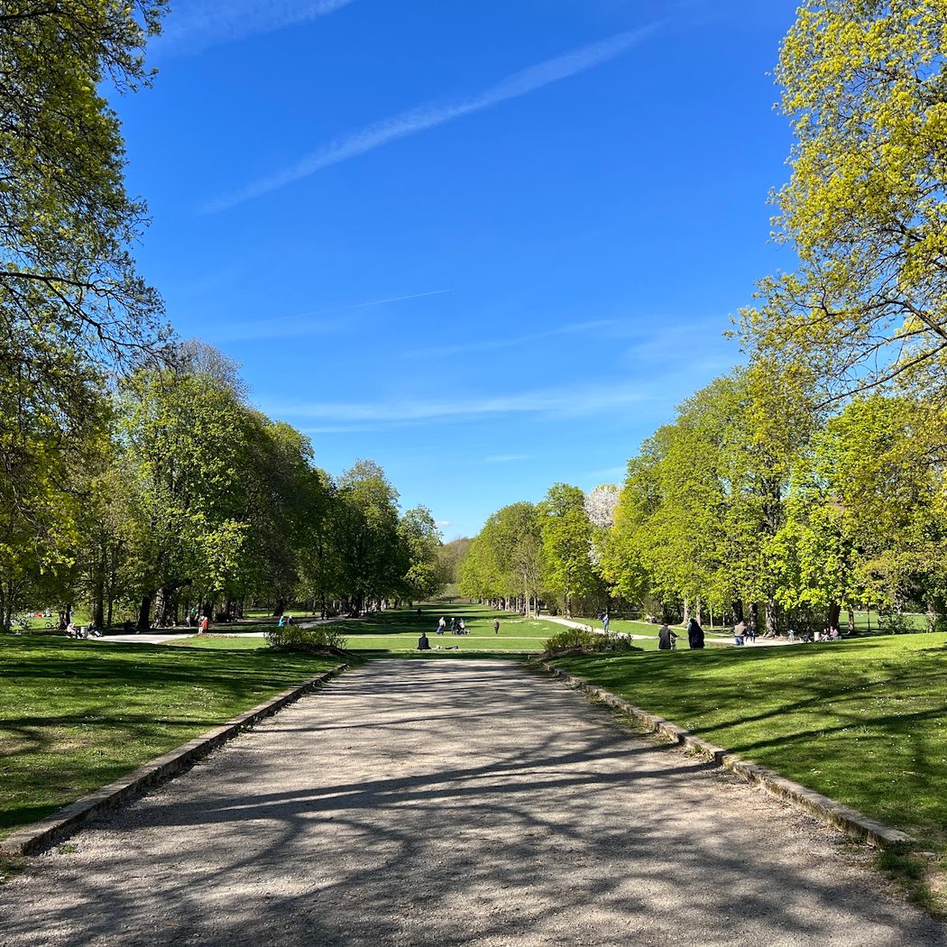 Luitpoldpark 2