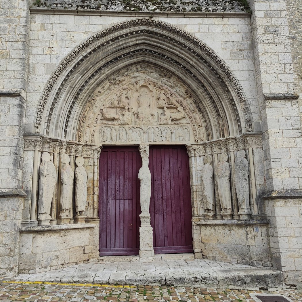 Église catholique Notre-Dame à Donnemarie-Dontilly 2